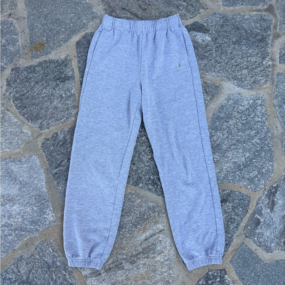 Alo Gray Grey Cuffed Folddown Drawstring Accolade… - image 1